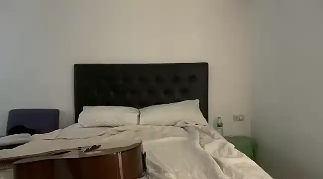 CamCrestXXX online show from January 6, 7:20 am