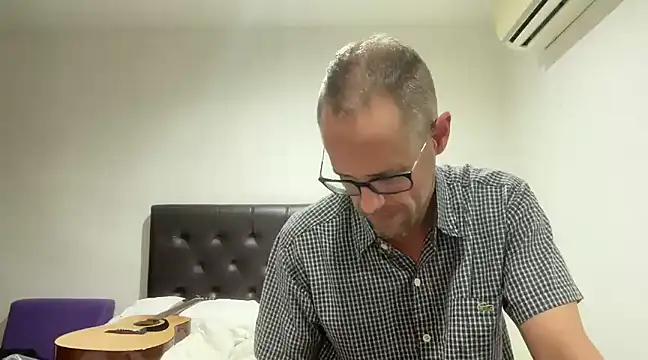 CamCrestXXX online show from January 8, 11:30 pm