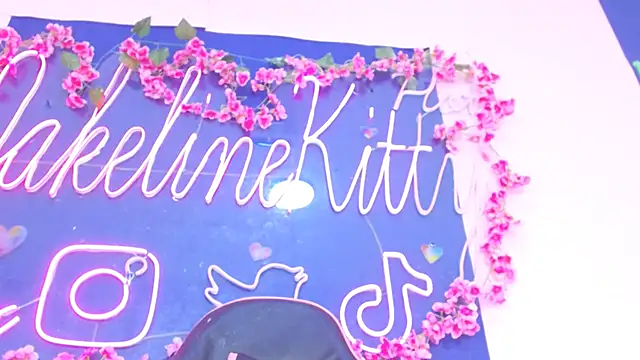 Snapshot of JakelineKitty chatting on October 19, 2:50 pm JakelineKitty online show from October 19, 2:50 pm