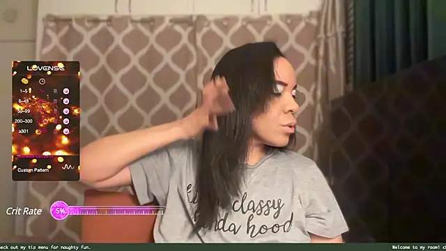 Snapshot of Sanaawest chatting on January 7, 2:53 am Sanaawest online show from January 7, 2:53 am