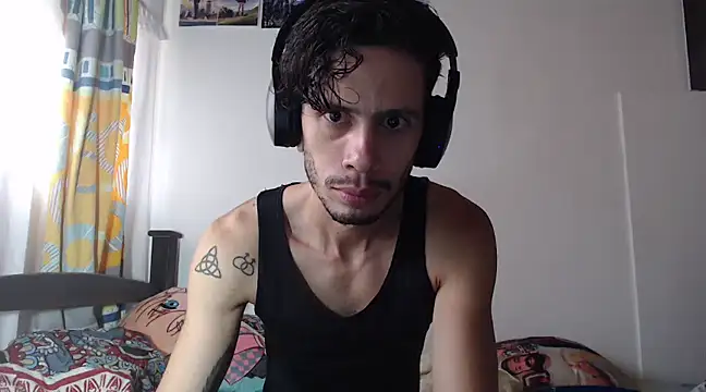 alisterxxx online show from February 14, 2:12 pm