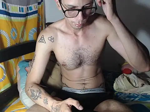 alisterxxx online show from November 24, 8:19 pm