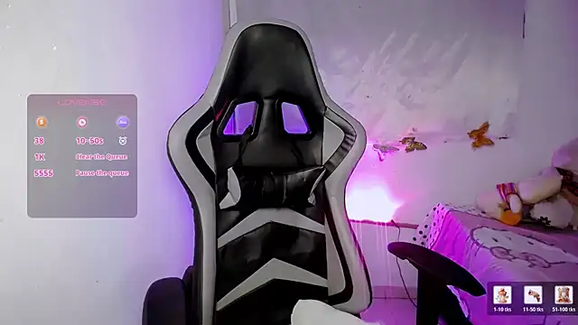 ninatiny online show from February 2, 10:36 am