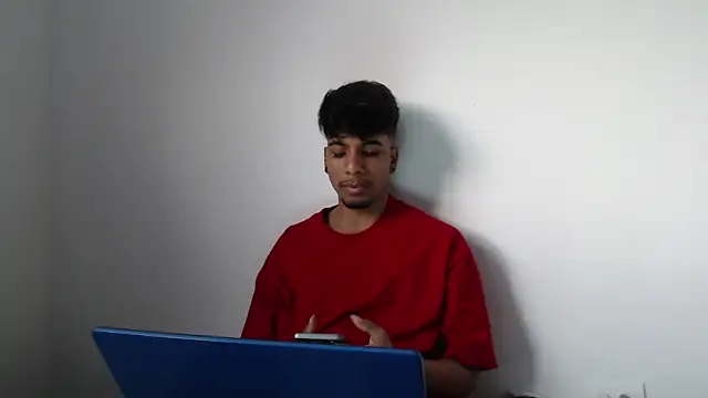 Snapshot of stevenosori chatting on December 20, 11:01 pm stevenosori online show from December 20, 11:01 pm