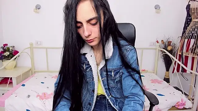 Snapshot of jessystarr chatting on February 3, 4:31 pm jessystarr online show from February 3, 4:31 pm