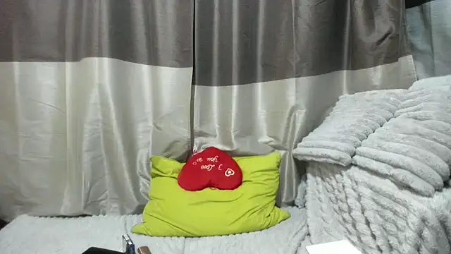 jessystarr online show from November 18, 6:01 pm