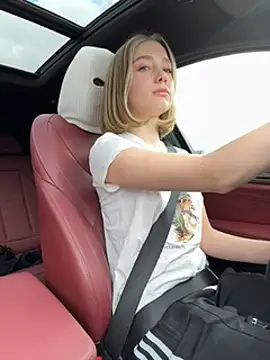 BabyEllen online show from December 24, 6:28 pm