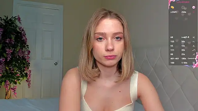 BabyEllen online show from March 3, 8:43 pm