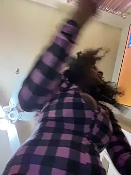 MzParker online show from December 6, 4:17 pm