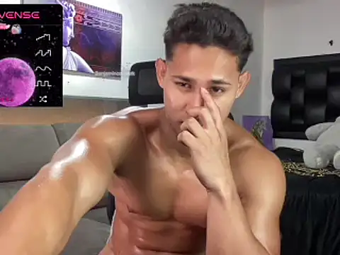 BenjaminCooperk online show from March 1, 11:17 am