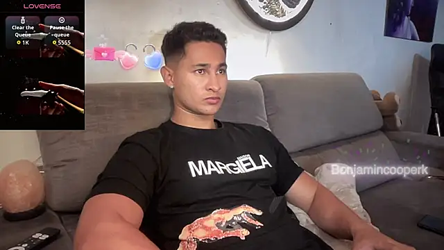 BenjaminCooperk online show from October 17, 7:11 am