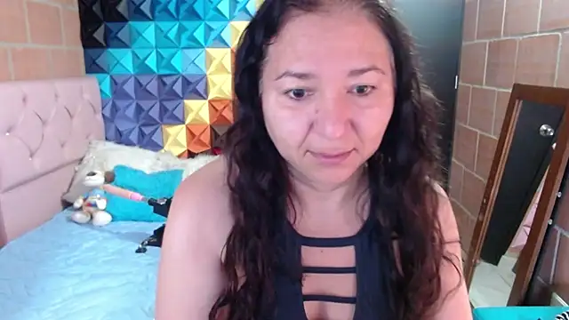 katifoxx online show from February 17, 2:48 pm