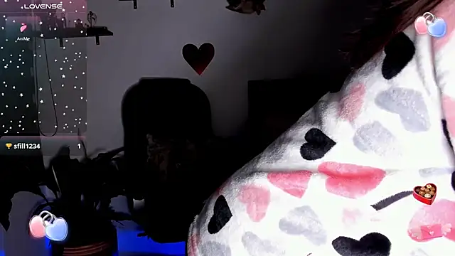 Ariella tits online show from February 17, 11:53 pm