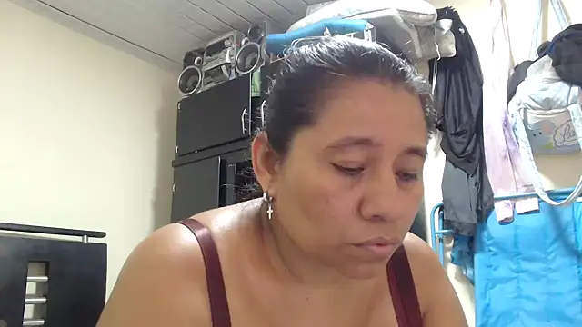 adrixxx38 online show from April 18, 6:23 pm