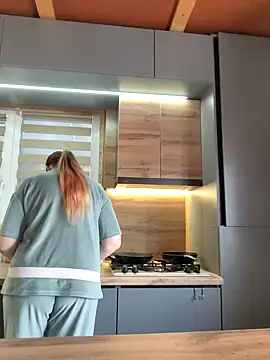 Snapshot of FreeMyFire chatting on January 29, 6:12 am FreeMyFire online show from January 29, 6:12 am