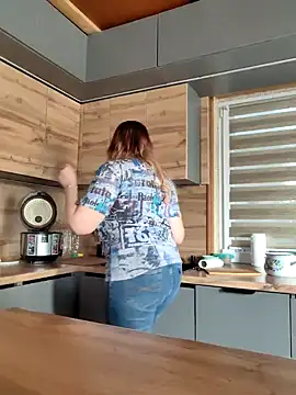 Snapshot of FreeMyFire chatting on February 11, 7:02 am FreeMyFire online show from February 11, 7:02 am