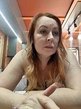 Snapshot of FreeMyFire chatting on February 12, 7:13 am FreeMyFire online show from February 12, 7:13 am