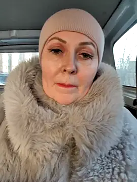 Snapshot of FreeMyFire chatting on February 26, 8:59 am FreeMyFire online show from February 26, 8:59 am