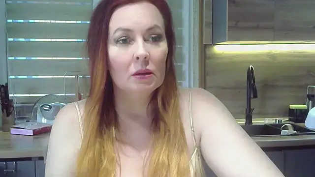 Snapshot of FreeMyFire chatting on March 20, 5:13 am FreeMyFire online show from March 20, 5:13 am