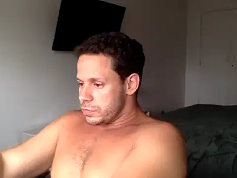 Snapshot of FelipeRiver chatting on March 11, 7:25 pm FelipeRiver online show from March 11, 7:25 pm