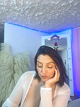 zullyxhot online show from November 20, 9:47 pm