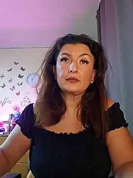 Snapshot of Hotangel75 chatting on October 16, 8:48 am Hotangel75 online show from October 16, 8:48 am