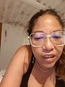 Snapshot of mila38 chatting on July 15, 9:20 pm mila38 online show from July 15, 9:20 pm