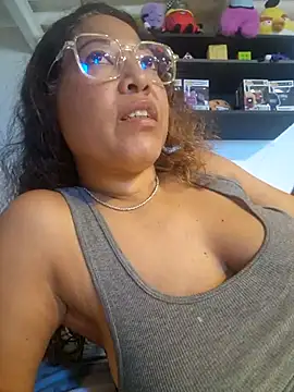 Snapshot of mila38 chatting on July 26, 2:57 pm mila38 online show from July 26, 2:57 pm