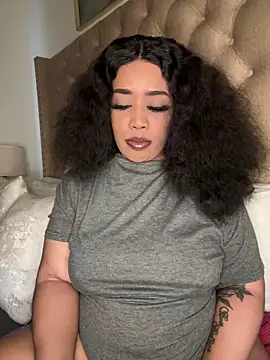 Snapshot of CAMMII_ chatting on February 23, 11:18 am CAMMII online show from February 23, 11:18 am