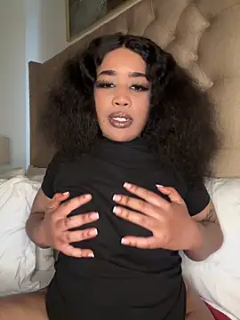 Snapshot of CAMMII_ chatting on March 13, 11:39 am CAMMII online show from March 13, 11:39 am