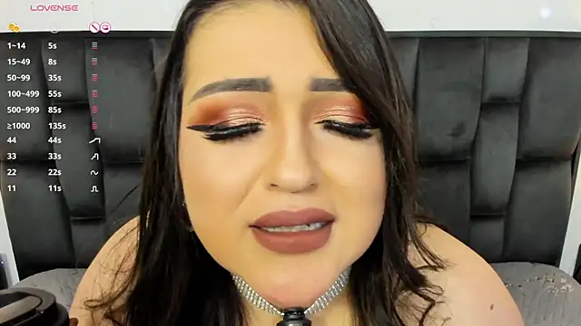 Snapshot of MartinaMadisson chatting on March 10, 8:37 am MartinaMadisson online show from March 10, 8:37 am