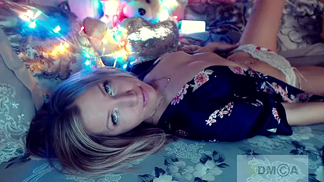 mimmi  online show from January 21, 2:11 am