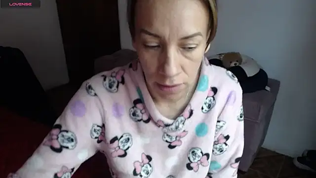 cristin doll  online show from October 26, 4:35 pm