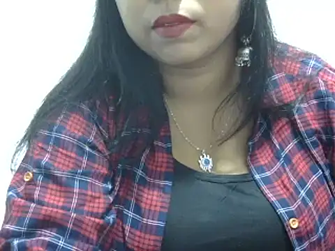 Snapshot of ROSEE_MERRYYYY chatting on February 28, 1:14 pm ROSEE MERRYYYY online show from February 28, 1:14 pm