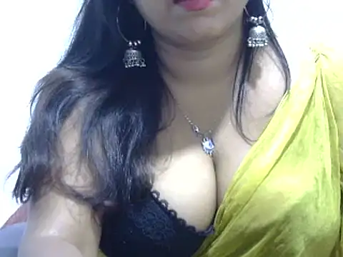 Snapshot of ROSEE_MERRYYYY chatting on March 21, 5:45 pm ROSEE MERRYYYY online show from March 21, 5:45 pm