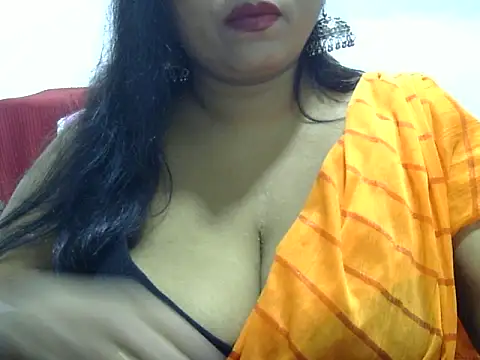 Snapshot of ROSEE_MERRYYYY chatting on September 15, 7:03 pm ROSEE MERRYYYY online show from September 15, 7:03 pm