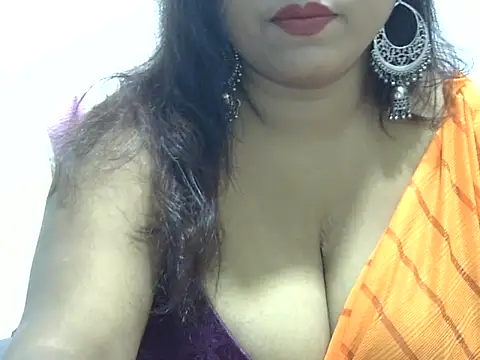 Snapshot of ROSEE_MERRYYYY chatting on October 11, 9:41 am ROSEE MERRYYYY online show from October 11, 9:41 am