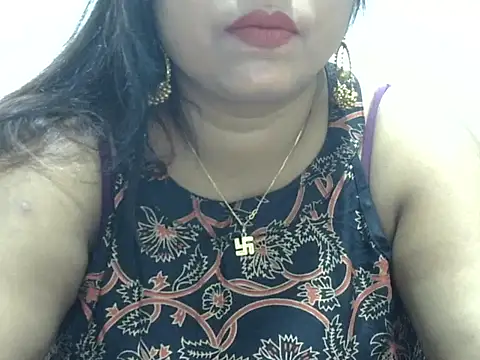 Snapshot of ROSEE_MERRYYYY chatting on November 30, 1:04 pm ROSEE MERRYYYY online show from November 30, 1:04 pm