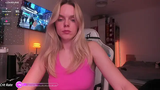 CharliSweet online show from March 20, 7:04 pm