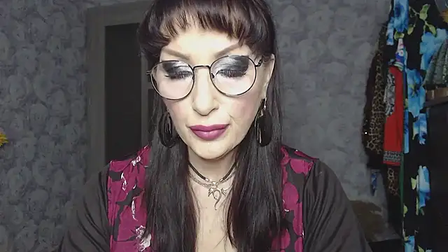 Aziza1 online show from March 31, 1:11 pm