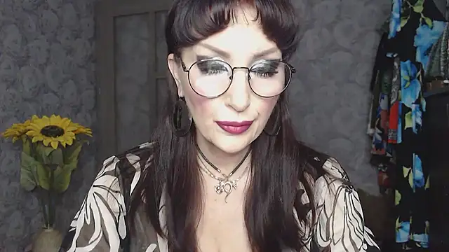 Aziza1 online show from June 24, 1:43 pm