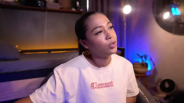 Isapetit  online show from October 23, 9:46 pm