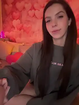 Snapshot of JordanXo chatting on February 15, 5:19 am JordanXo online show from February 15, 5:19 am