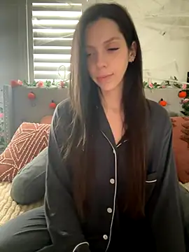 Snapshot of JordanXo chatting on October 19, 3:34 pm JordanXo online show from October 19, 3:34 pm