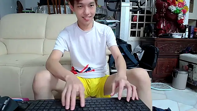 andrewooi online show from December 8, 11:46 am