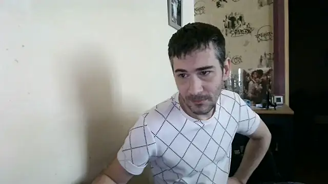 Snapshot of Ethangay chatting on October 7, 9:50 am Ethangay online show from October 7, 9:50 am