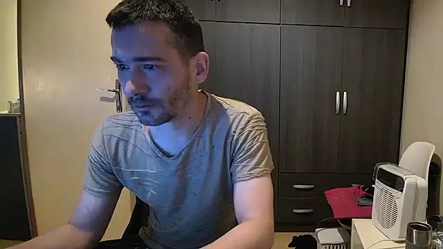 Snapshot of Ethangay chatting on November 2, 6:32 pm Ethangay online show from November 2, 6:32 pm