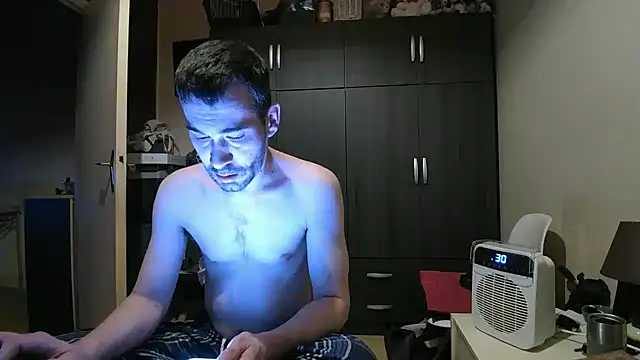 Snapshot of Ethangay chatting on November 24, 3:34 pm Ethangay online show from November 24, 3:34 pm