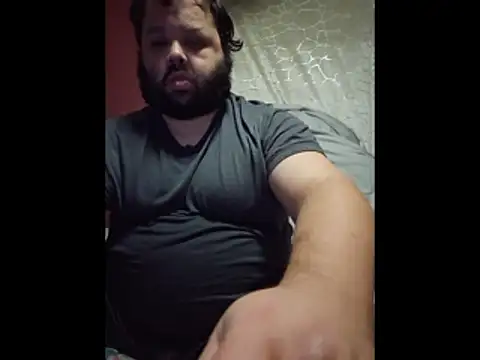 Snapshot of Strongbutgentle36 chatting on January 8, 7:54 am Strongbutgentle36 online show from January 8, 7:54 am