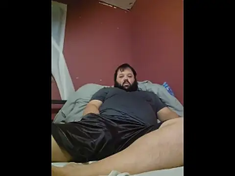 Snapshot of Strongbutgentle36 chatting on February 4, 7:58 am Strongbutgentle36 online show from February 4, 7:58 am